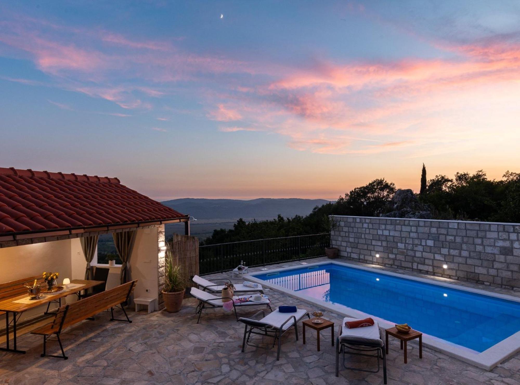 Villa Source With Private Pool Pridvorje エクステリア 写真