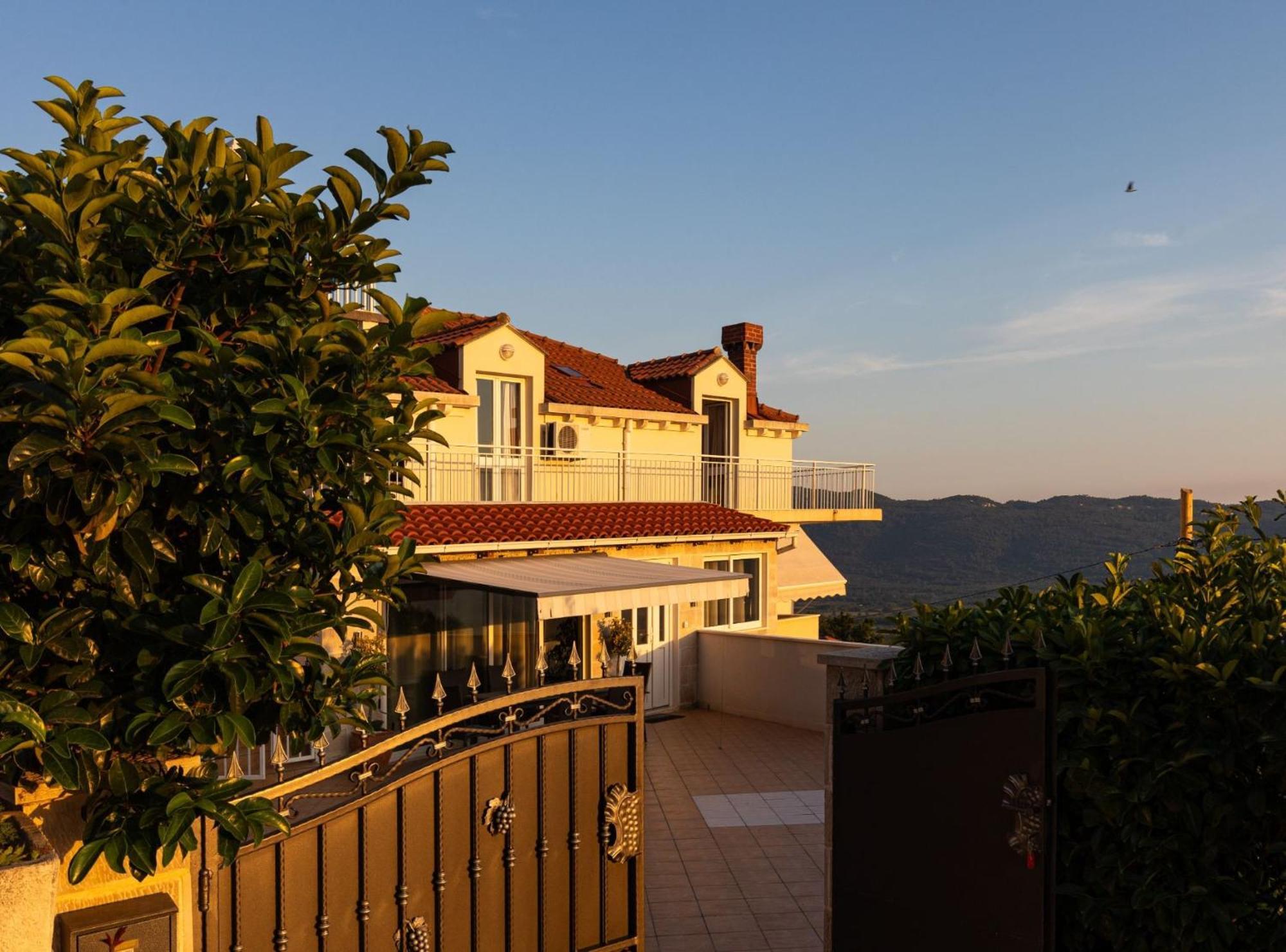 Villa Source With Private Pool Pridvorje エクステリア 写真